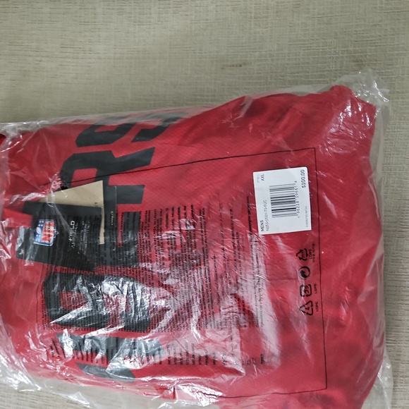 49ers Red Hoodie. Nike. NWT. High Quality Dri Fit Material. - Picture 9 of 9